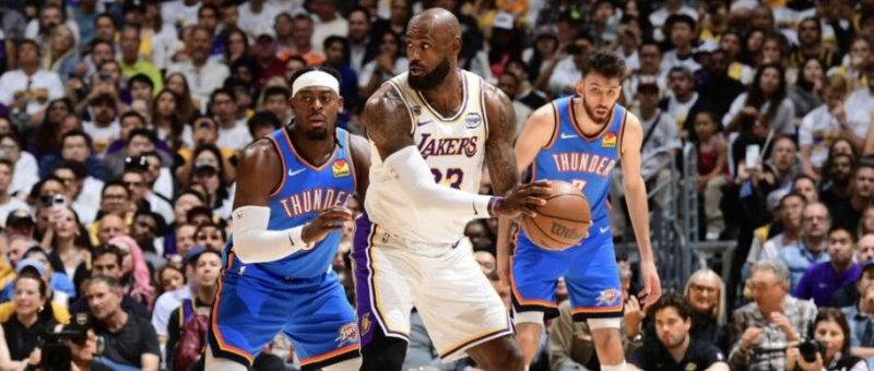 NBA季后赛｜雷霆23分大胜湖人，大比分3-0夺赛点！亚历山大23分9助，詹姆斯19分6板8助-嗨新闻